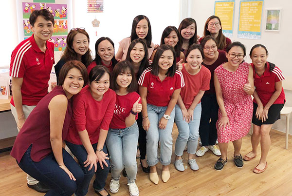 Pall-Med-Team-at-Senior-Activities-Centre-after-World-Hospice-Day-2019
